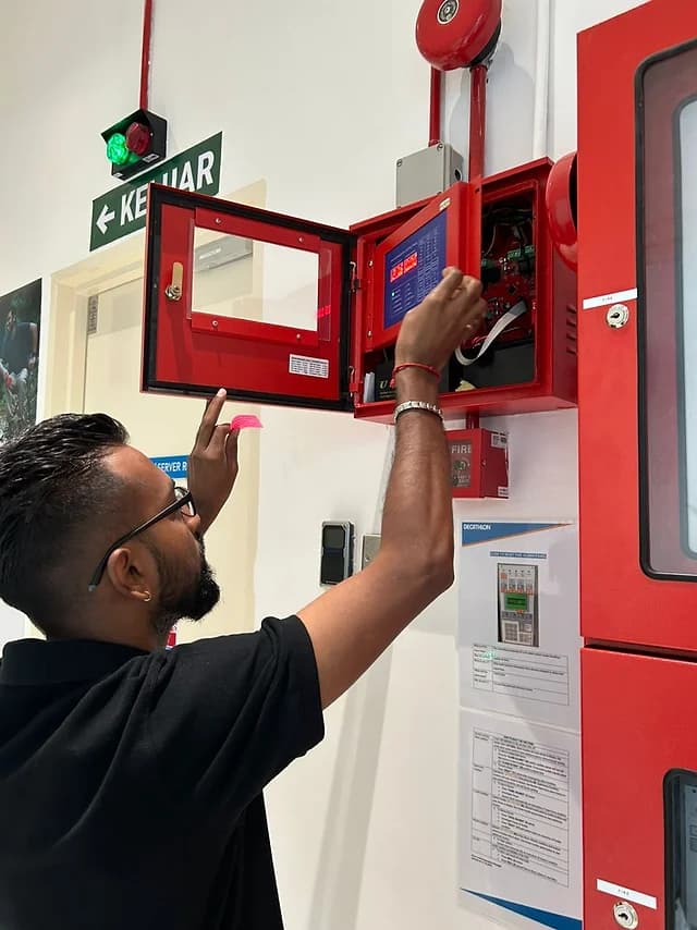fire alarm switch